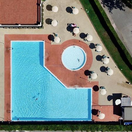 Le Residenze Di Santa Costanza - Mirto/Corbezzolo Aparthotel Σαν Βιντσέντσο Εξωτερικό φωτογραφία