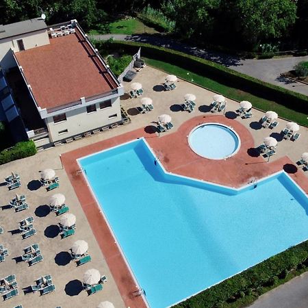 Le Residenze Di Santa Costanza - Mirto/Corbezzolo Aparthotel Σαν Βιντσέντσο Εξωτερικό φωτογραφία