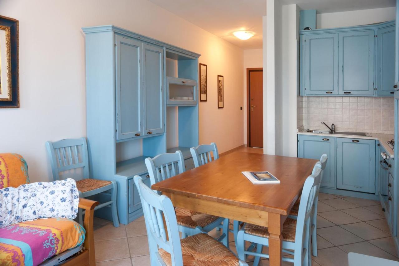 Le Residenze Di Santa Costanza - Mirto/Corbezzolo Aparthotel Σαν Βιντσέντσο Εξωτερικό φωτογραφία