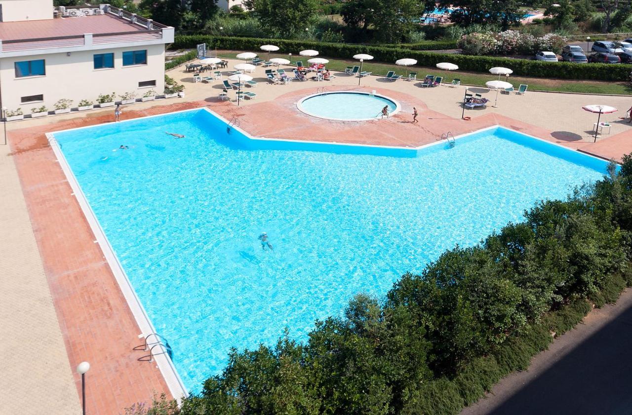 Le Residenze Di Santa Costanza - Mirto/Corbezzolo Aparthotel Σαν Βιντσέντσο Εξωτερικό φωτογραφία